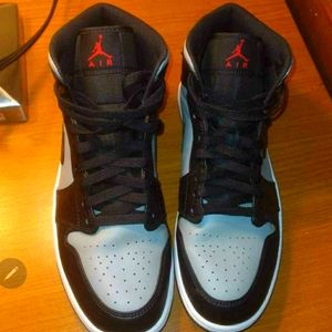 Men's Size 12 Nike Air Jordan's (used to try on )